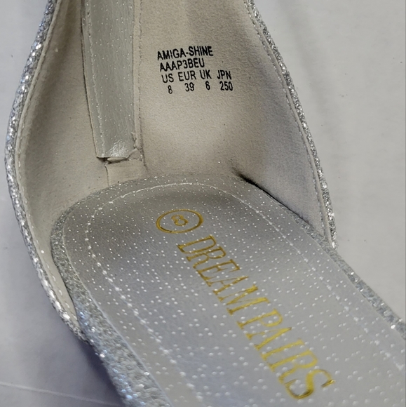 Metallic Flat - Picture 3 of 3